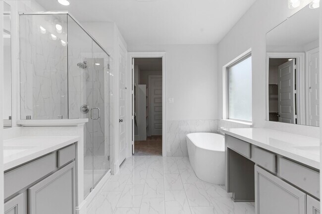 Building Photo - 7019 Winterberry Gln Ln