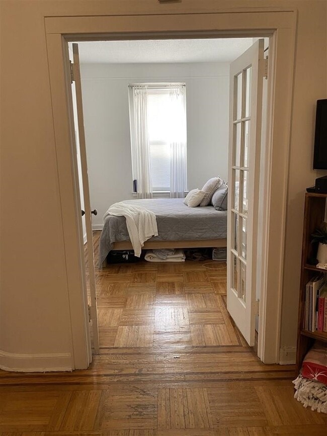 Building Photo - 410 Washington St