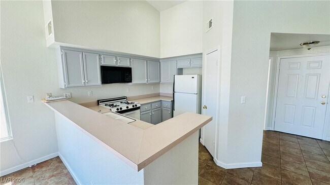 Building Photo - 4810 Grey Wolf Ln