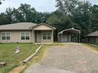 Building Photo - 133 Summer Creek Dr