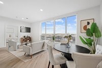 Building Photo - 17 Ave E