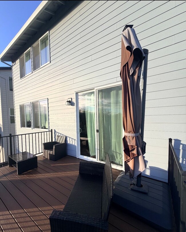 Building Photo - Gorgeous 2022 Build | 4 Bed + 2.5 Bath | Cornelius Single Family Home Located In Laurel Woods Nei...