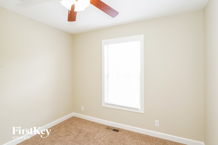 Building Photo - 1148 Chinook Cir