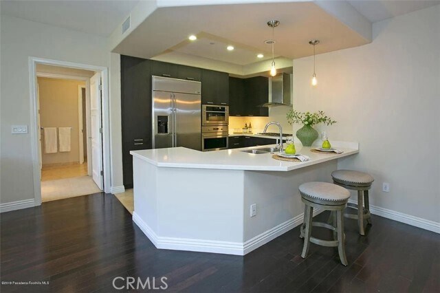 Building Photo - 511 Caruso Ave