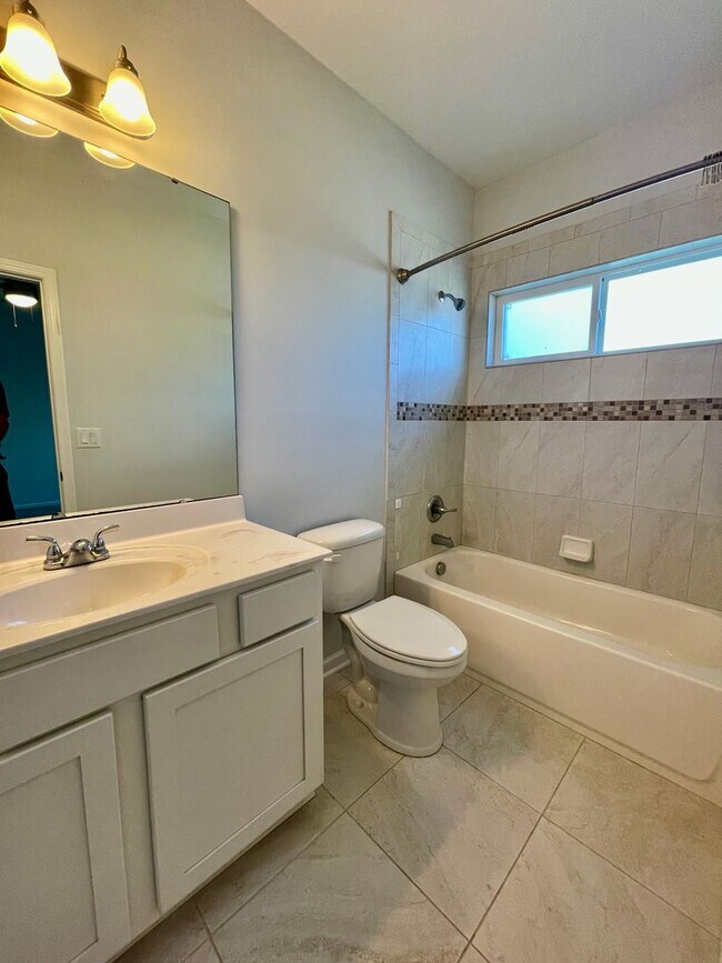 Building Photo - 2809 Turtle Shores Dr