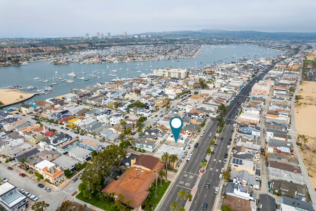 Building Photo - 116 E Balboa Blvd