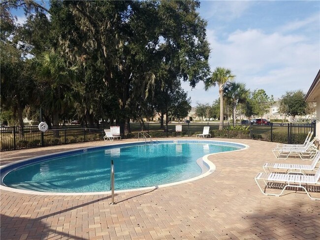 Building Photo - 2929 Sunstone Dr