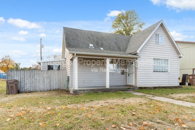 Primary Photo - 2716 E Nebraska Ave