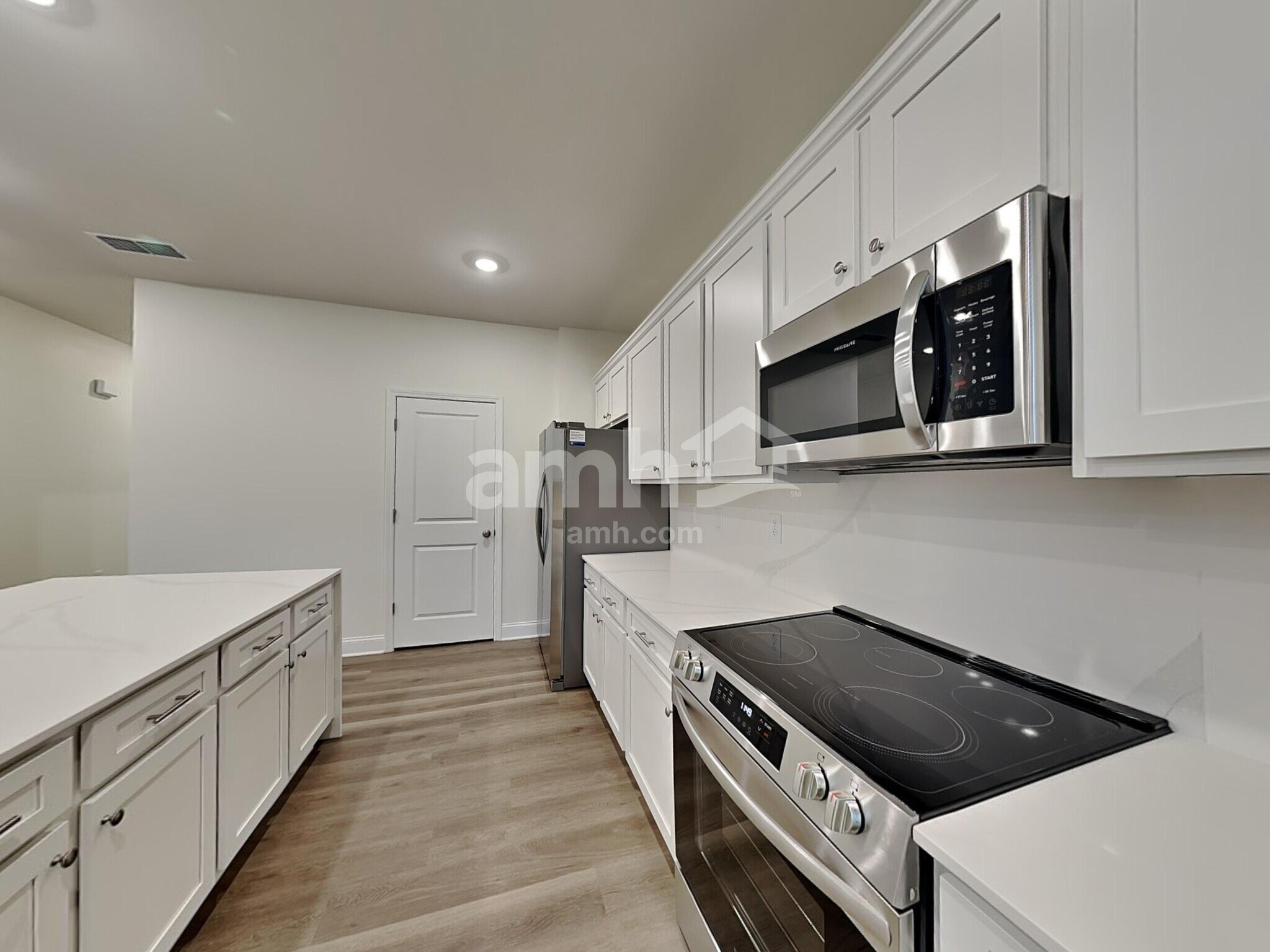 Building Photo - 820 Jubilation St