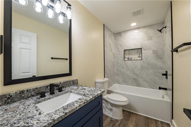 Building Photo - 42 Arnold Rd