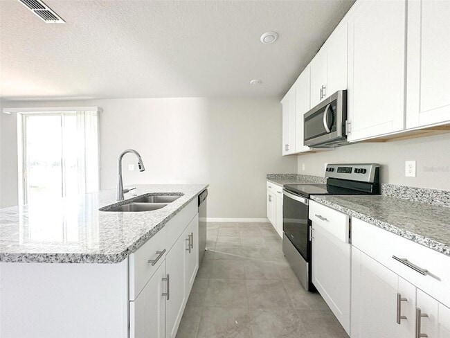 Building Photo - 484 Sun Warbler Wy