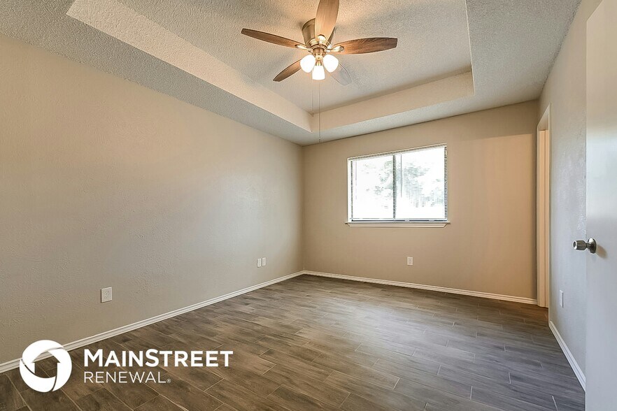 Building Photo - 103 Meadow Dr