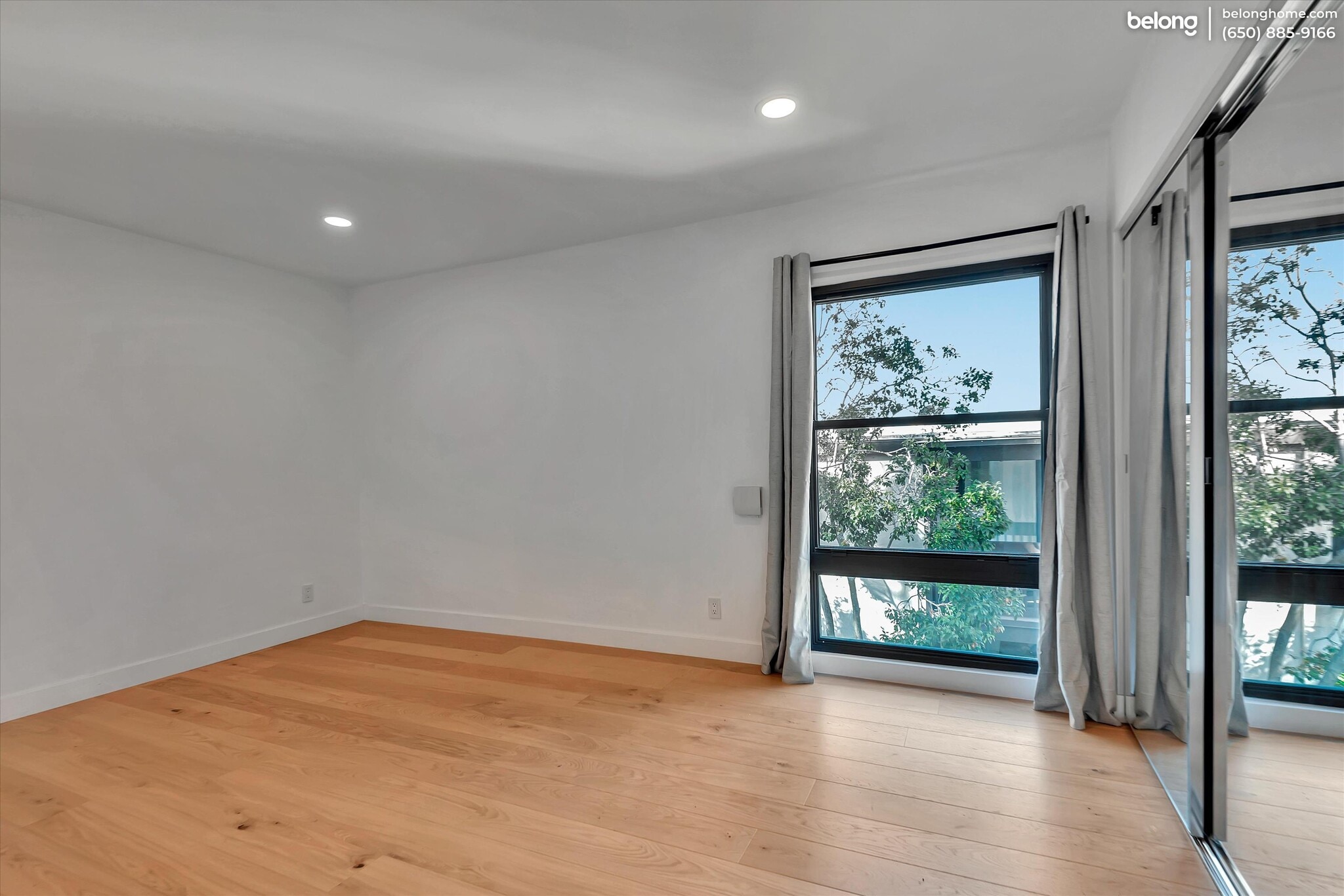 Building Photo - 8650 Gulana Ave