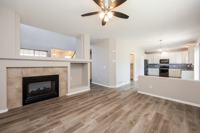 Building Photo - 4008 Ascendant Dr