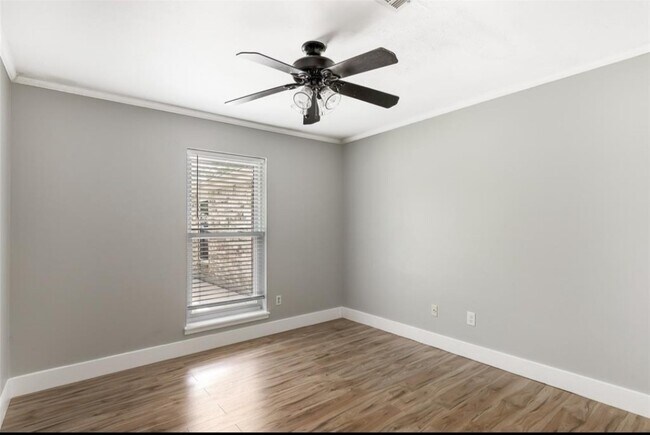Building Photo - 99 N Deerfoot Cir