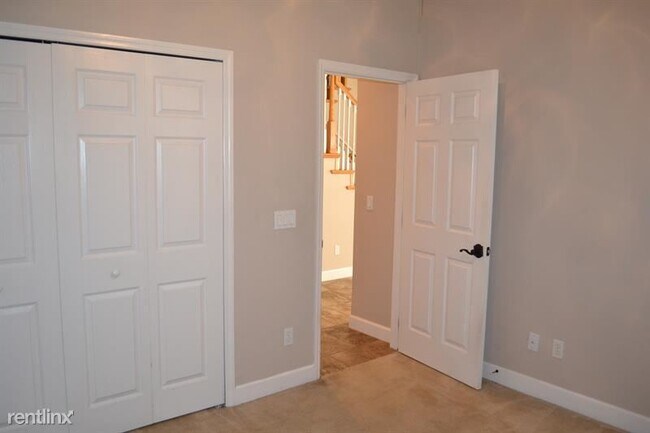 Building Photo - 4 br, 3 bath House - 3297 Red Ash Cir UNIT