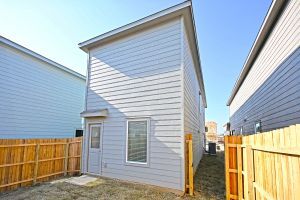 Building Photo - 6730 Marble Rdg