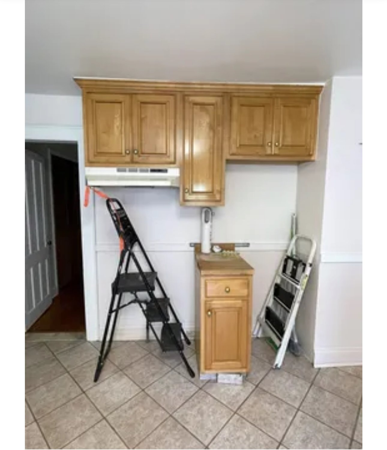 Building Photo - 165 Derby Ave