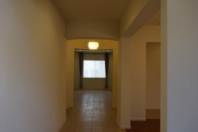 Building Photo - Coming Soon! Spacious Single-Story Home for Lease in Lathrop!