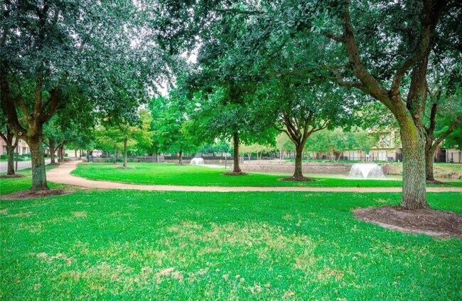 Building Photo - 9103 Harbor Hills Dr