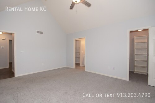 Building Photo - 1391 E 155th St