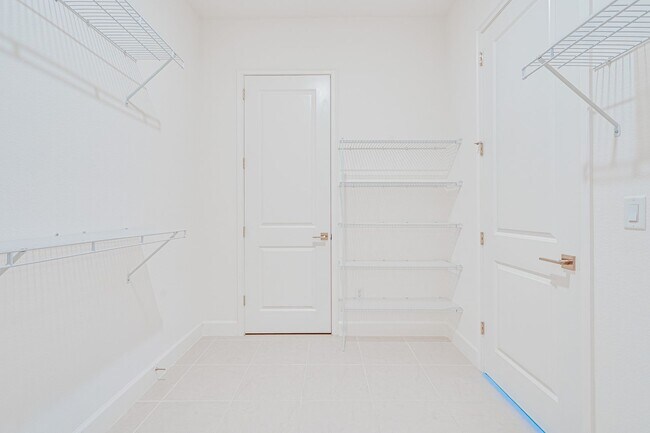 Building Photo - Luxurious Solar Powered 4 Bedroom, 3 Bath Waterfront Home with office & Upgrades Galore!