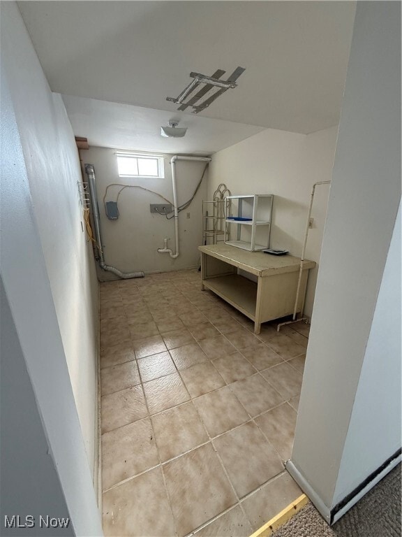 Building Photo - 964 Country Club Dr