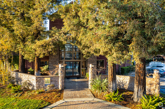 Entrance - Sierra Crest