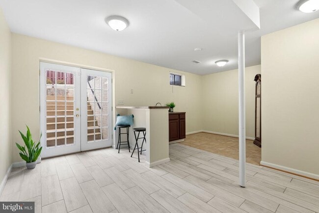 Building Photo - 15433 Leeds Hill Way