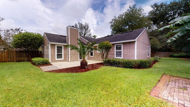 Building Photo - 14089 Lumberton Falls Dr