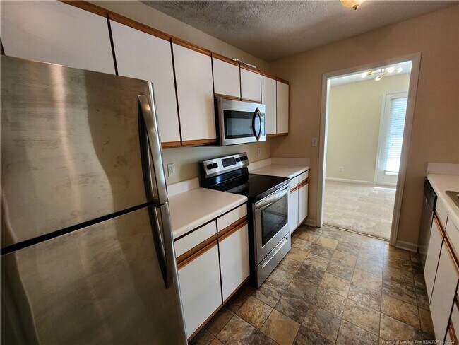 Building Photo - 264 Waterdown Dr