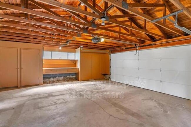 Building Photo - 81 Corona Rd