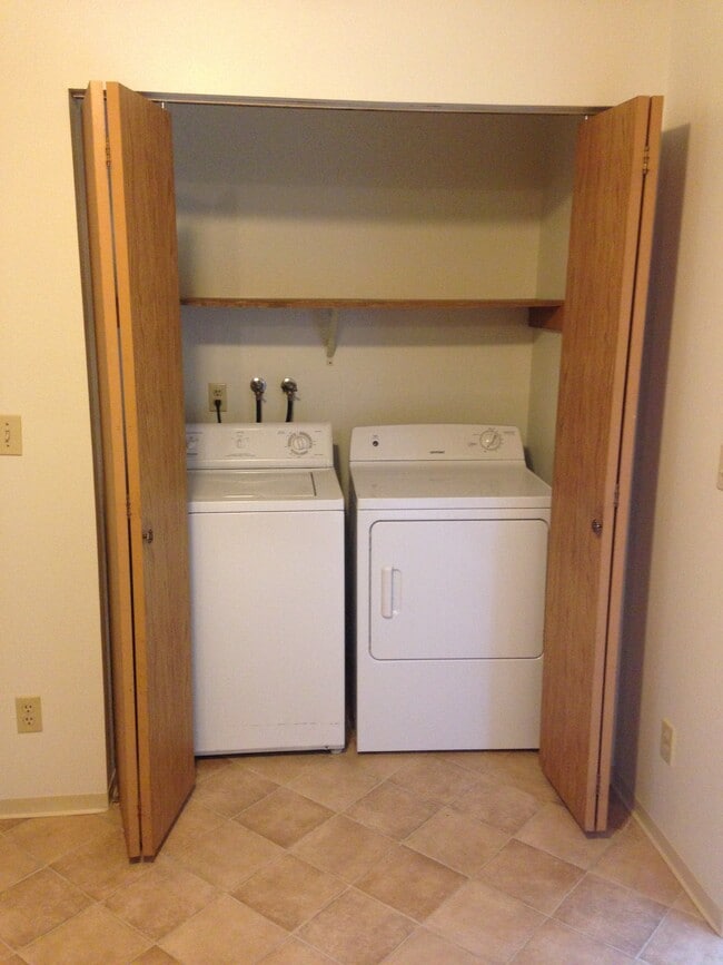 Building Photo - 5731 200th St SW