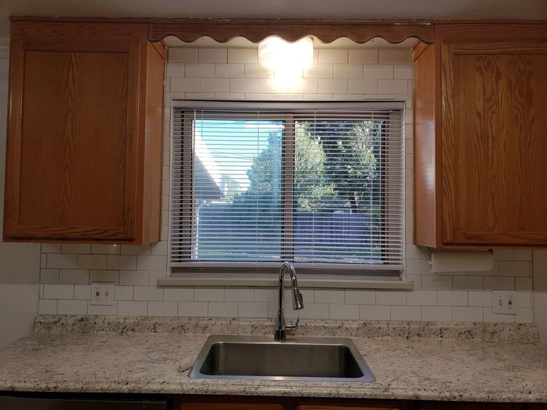 Building Photo - 108 Birch Ave