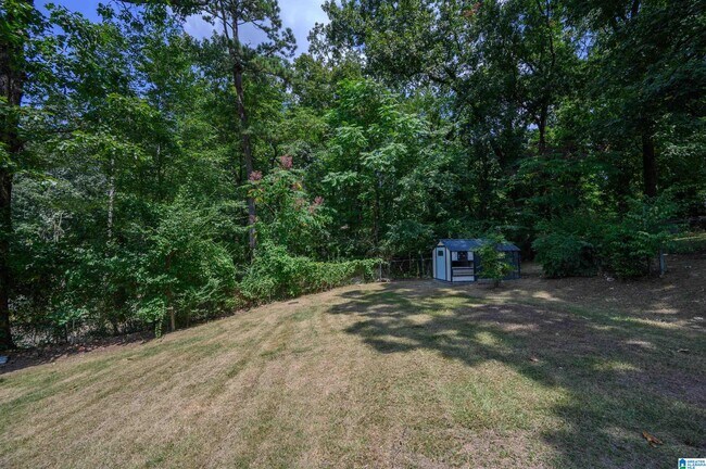 Building Photo - 1440 Hickory Ln