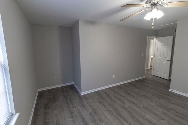 Building Photo - 4012-4014 Arctic Fox Dr.