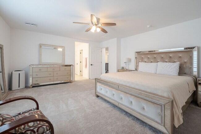 Building Photo - 2820 N 196th Ln