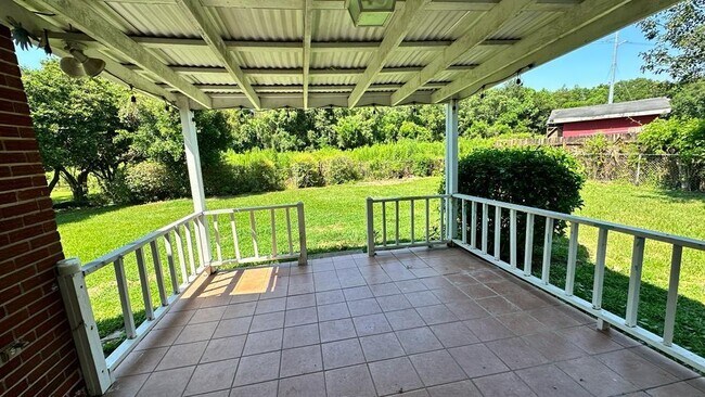 Building Photo - 2766 N Barksdale Dr