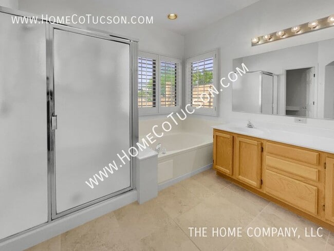 Building Photo - 11411 N Palmetto Dunes Ave