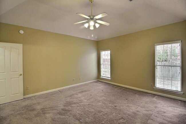 Building Photo - 1291 Rain Hollow Cir W