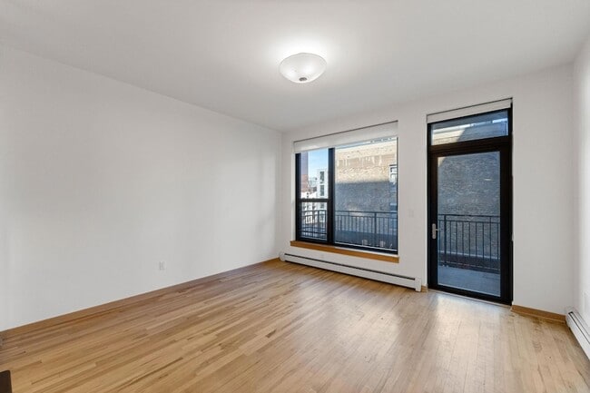 Building Photo - 740 Portland Ave