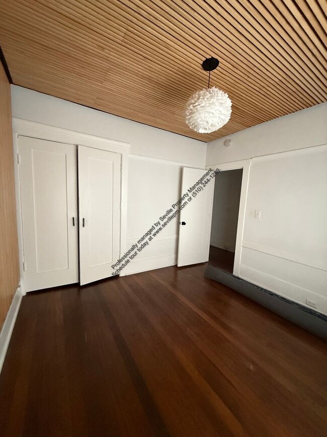 Building Photo - 18th and Filbert St