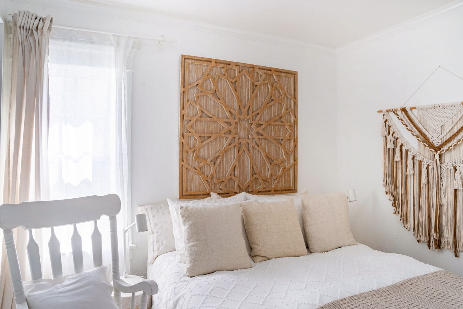 Building Photo - 2634 E 11th St