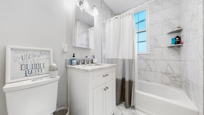 Building Photo - Cozy Allston 1 Bed