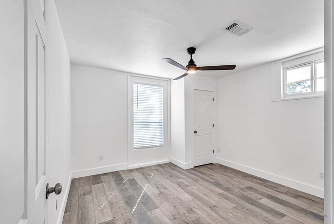 Building Photo - 1607 Butternut Ln