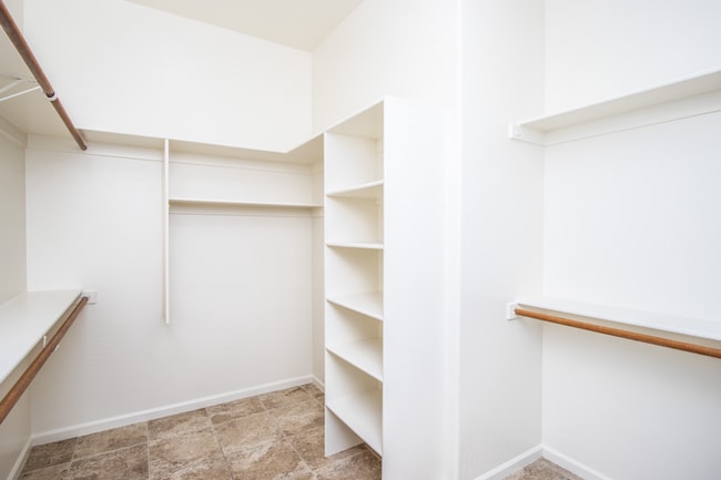 Building Photo - 4BR Total Remodel