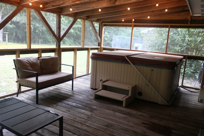 Building Photo - 25049 Ocean Gateway