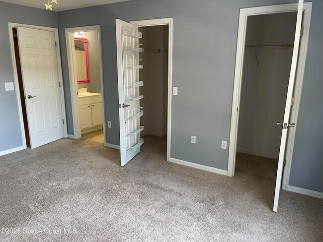 Building Photo - 3072 Chica Cir