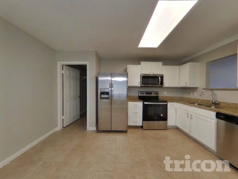 Building Photo - 2814 Coast Plain Dr