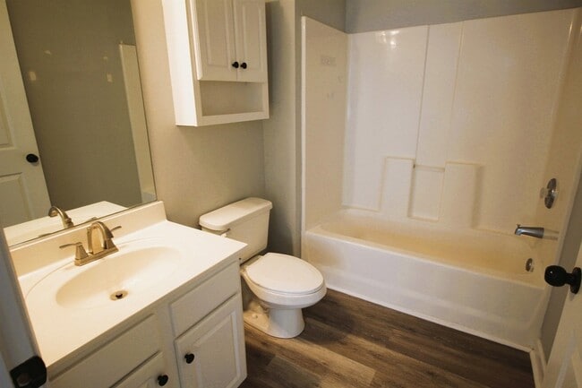 Building Photo - 5801 Oyster Catcher Dr